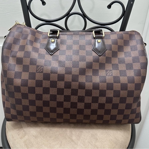 ❌SOLD❌ - Picture 2 of 16